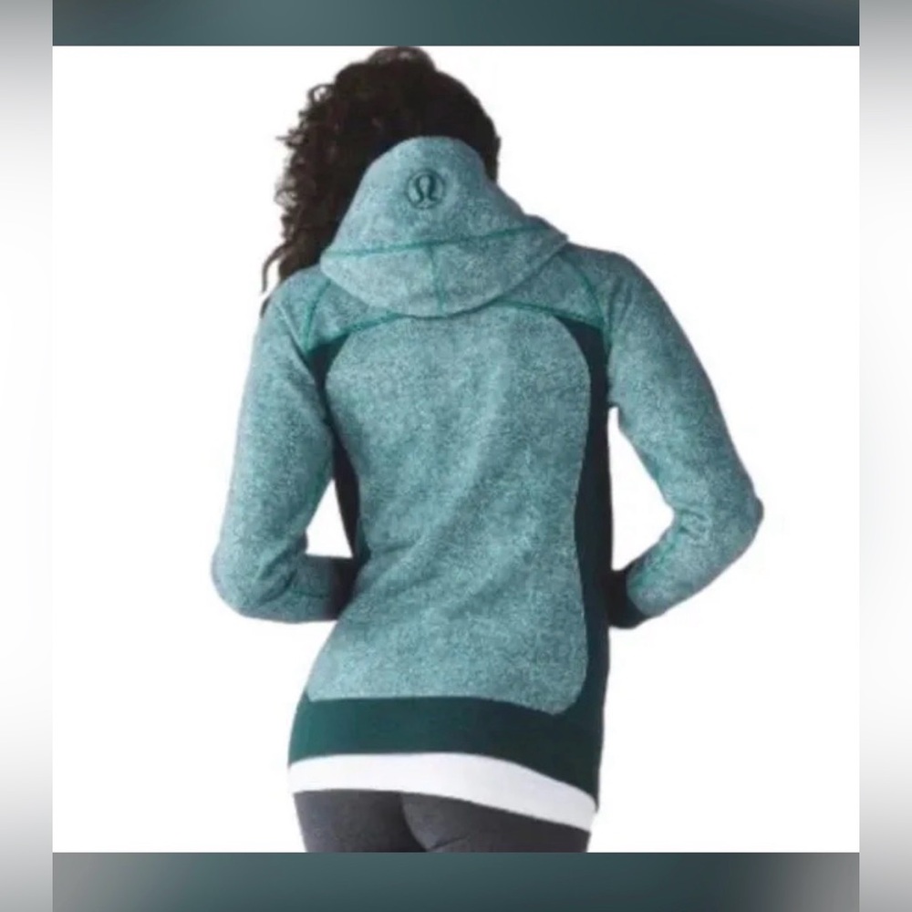 EUC Lululemon Scuba Hoodie III Rio Sea Mist Deep Green